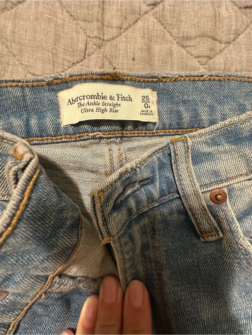 Abercrombie & Fitch angle straight ultra high rise